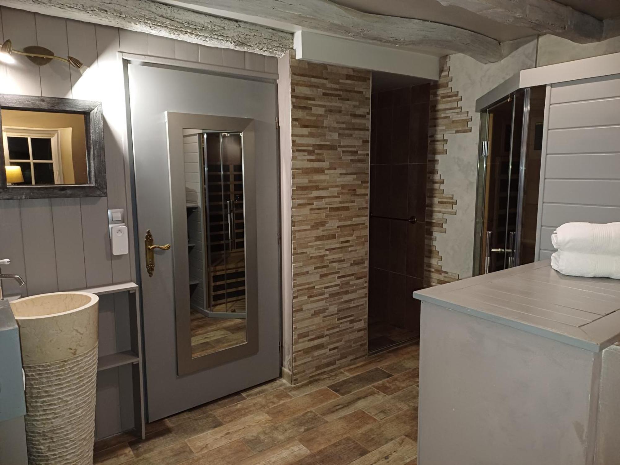Domaine De Vandenesse Et Spa 외부 사진